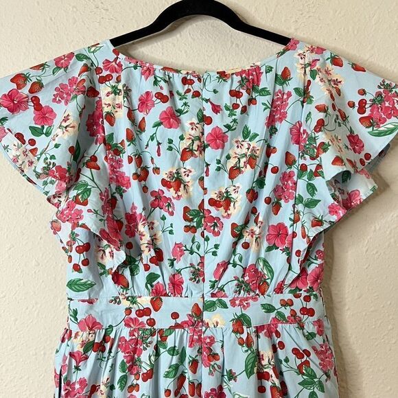 NEW Ann Taylor Strawberry Cherry Flutter Sleeve Flare Midi Dress Size 6 Petites - Picture 8 of 9